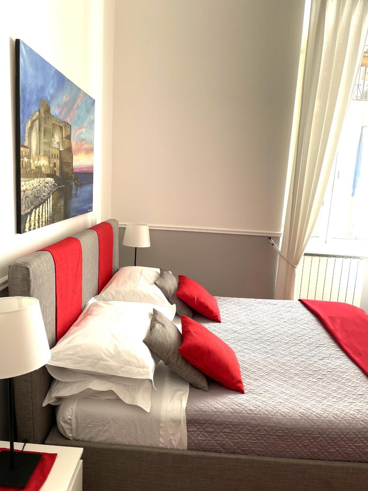 ナポリ Residenza Chiaia Bed & Breakfast エクステリア 写真